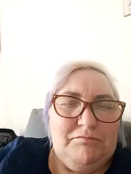 AureliaSky598 online show from 04-19-26, 12:48