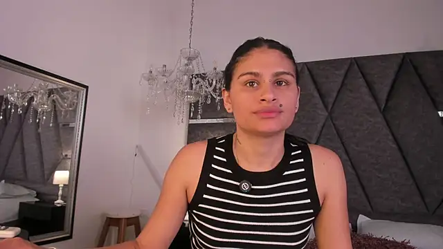 Snapshot of Cleopattra chatting on 05-08-26, 07:08 Cleopattra online show from 05-08-26, 07:08