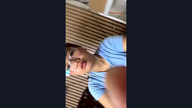 SheenaMcbrien online show from 04-12-26, 11:15