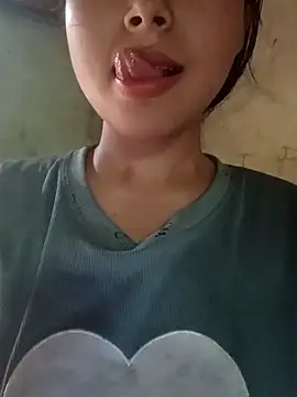 ross001 online show from 04-14-26, 08:42