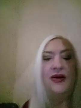 Julia20X online show from 06-14-26, 06:26