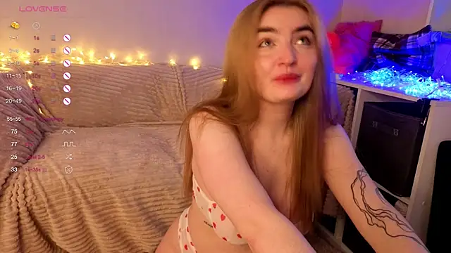 sweetandcuteee online show from 04-10-26, 11:59