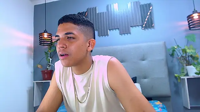 Lukaz Caballero online show from 06-06-26, 02:05
