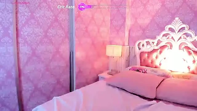 Hellencute18  online show from 07-17-26, 11:17