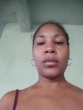 Snapshot of Lili-Sex chatting on 07-23-26, 05:55 Lili-Sex online show from 07-23-26, 05:55