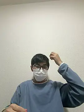 souitirou20 online show from 04-11-26, 03:16