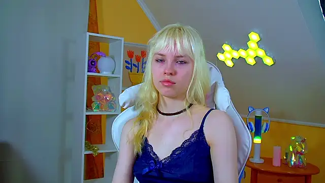 HannahHollis online show from 07-01-26, 06:26