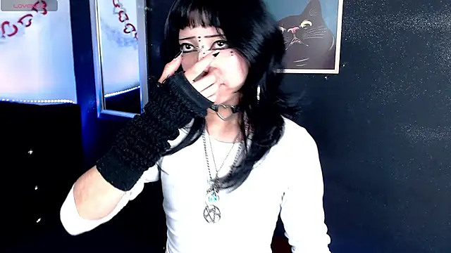 KiomyVamp online show from 04-28-26, 04:01