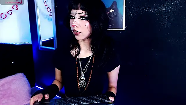 KiomyVamp online show from 05-20-26, 04:02