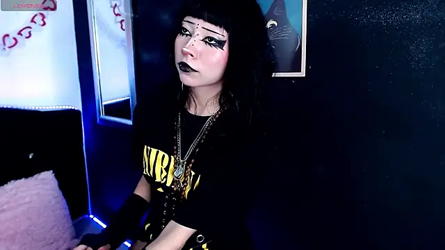 KiomyVamp online show from 05-29-26, 04:16