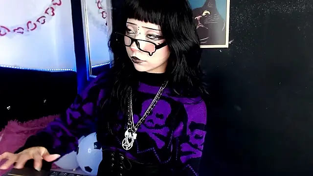 KiomyVamp online show from 06-04-26, 04:13