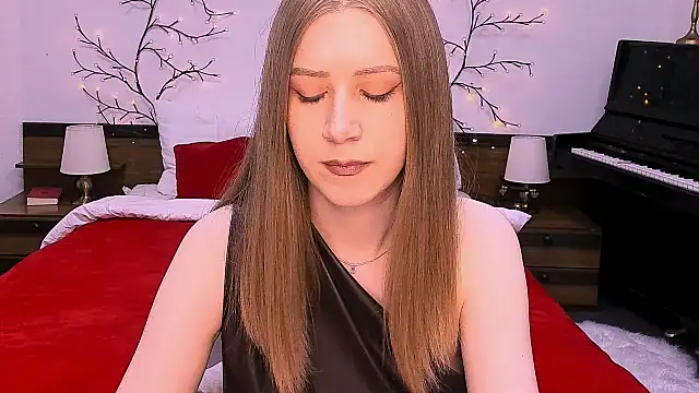 cheeky chick online show from 04-14-26, 01:17