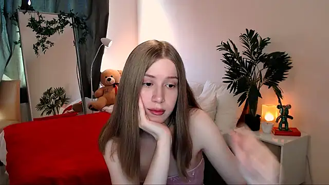 Snapshot of cheeky_chick chatting on 05-24-26, 01:27 cheeky chick online show from 05-24-26, 01:27