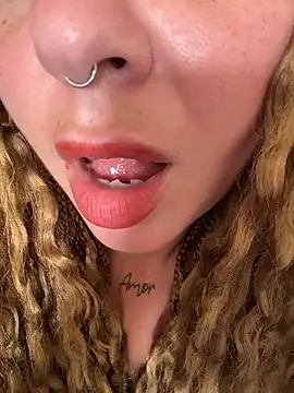 LaRubiaCalda online show from 07-11-26, 03:04