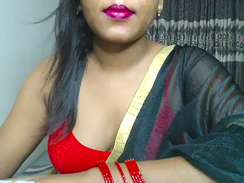 Snapshot of VelvetCoupleLive chatting on 06-30-26, 03:57 VelvetCoupleLive online show from 06-30-26, 03:57