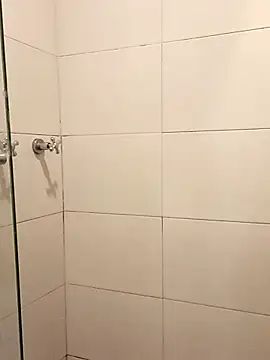 Leilany sexy online show from 04-14-26, 05:52