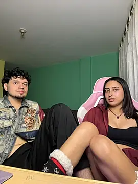 hotlatinocouple   online show from 05-16-26, 12:07