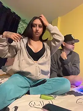 hotlatinocouple   online show from 06-29-26, 02:18