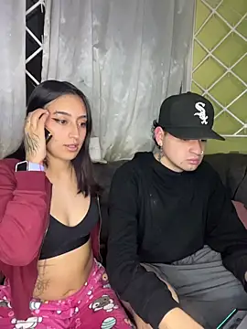 hotlatinocouple   online show from 07-16-26, 08:42