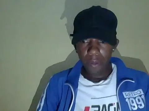 Snapshot of lesedilesedi2025 chatting on 06-01-26, 07:59 lesedilesedi2025 online show from 06-01-26, 07:59