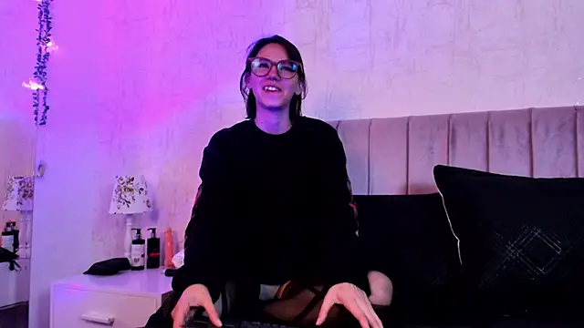 Alis Roze online show from 07-18-26, 07:39