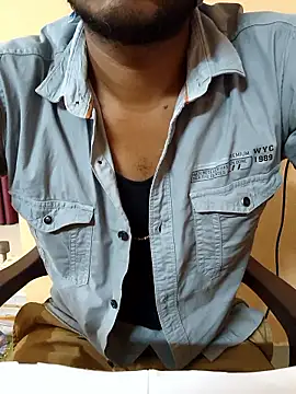 bullhottamil online show from 04-18-26, 03:27