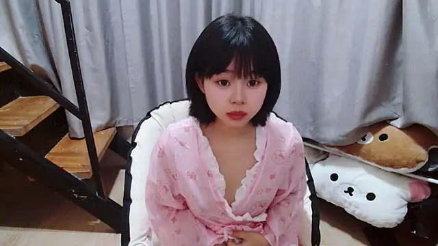 Betty-kim1 online show from 04-14-26, 01:39