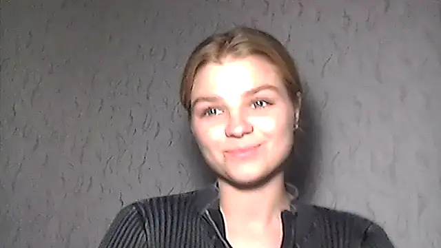 ElizaCrowe online show from 04-13-26, 04:01