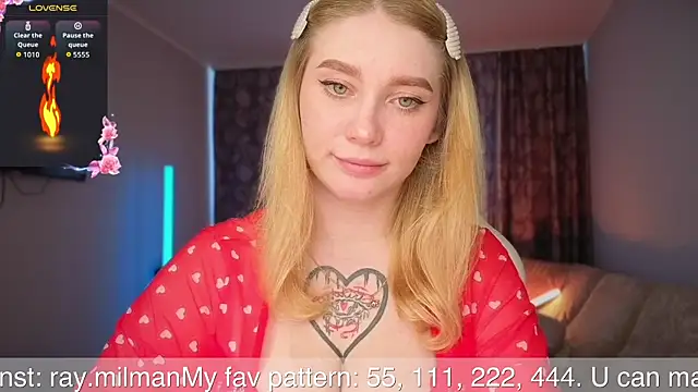 AliceMilr online show from 06-25-26, 08:30