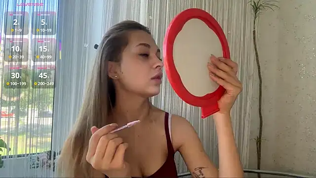 JoliPlatinums online show from 06-19-26, 06:18