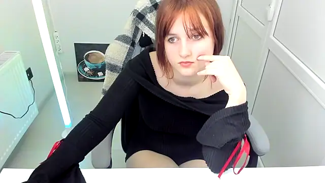 Snapshot of GoldenKiss chatting on 05-20-26, 06:52 GoldenKiss online show from 05-20-26, 06:52