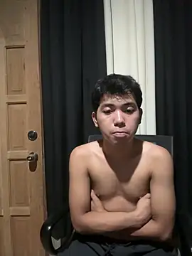 Snapshot of ven6922 chatting on 04-09-26, 02:33 ven6922 online show from 04-09-26, 02:33