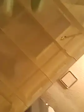 MrBustNut2026 online show from 04-18-26, 09:15