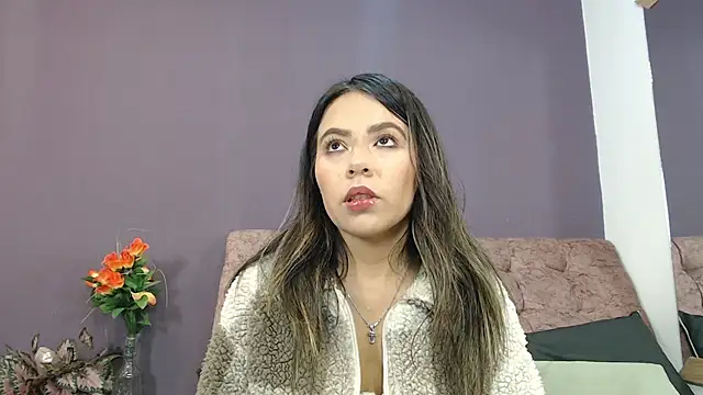 SalomeMartinez  online show from 07-08-26, 12:42