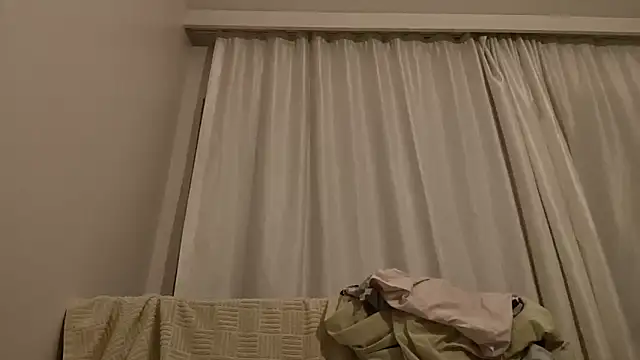 curvyflawed online show from 04-09-26, 07:08