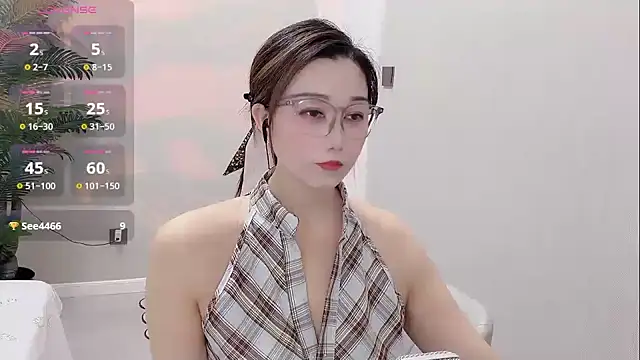 Snapshot of Yunxi- chatting on 07-28-26, 01:43 Yunxi- online show from 07-28-26, 01:43