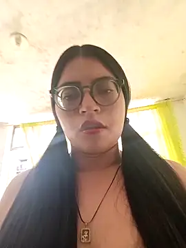 Snapshot of SOFI__10 chatting on 05-03-26, 03:40 SOFI 10 online show from 05-03-26, 03:40