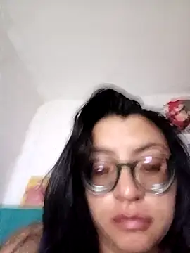 Snapshot of SOFI__10 chatting on 05-06-26, 04:52 SOFI 10 online show from 05-06-26, 04:52