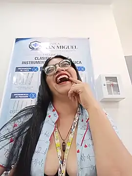 Snapshot of SOFI__10 chatting on 05-26-26, 08:38 SOFI 10 online show from 05-26-26, 08:38