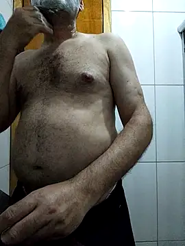 Snapshot of Fofinho44 chatting on 04-21-26, 10:23 Fofinho44 online show from 04-21-26, 10:23