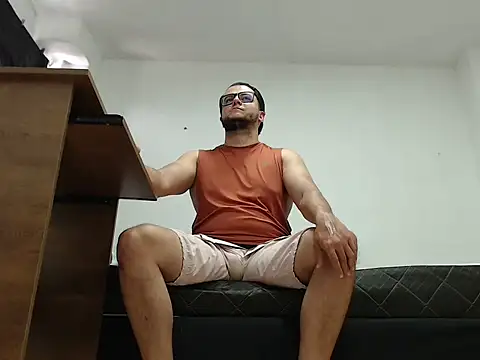 Masterboy00 online show from 04-13-26, 02:44