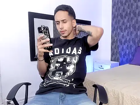 Zack isback online show from 04-09-26, 11:43