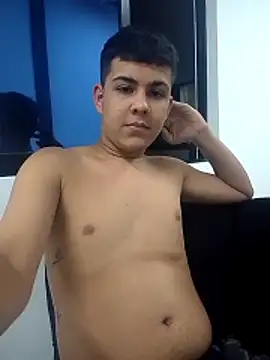 Jacobb hott96 online show from 04-20-26, 05:32