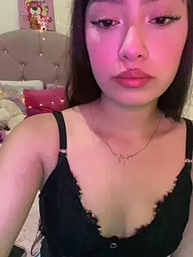 Miakittyyy online show from 04-19-26, 02:38