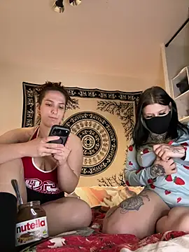 groslolo67 online show from 04-21-26, 03:50