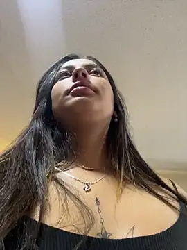 Lucyfer-fire online show from 05-21-26, 11:17