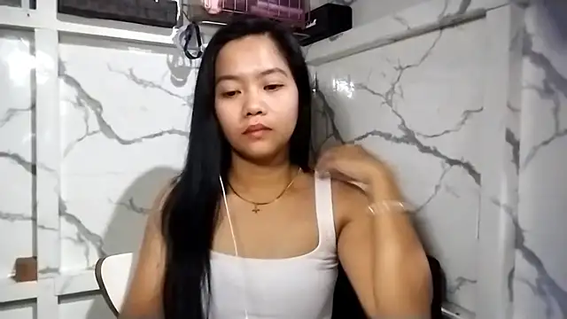 Snapshot of TammaraOlerud chatting on 04-13-26, 01:16 TammaraOlerud online show from 04-13-26, 01:16