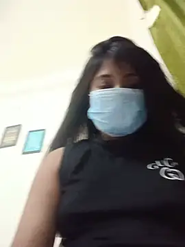 dearmona00 online show from 05-28-26, 10:23