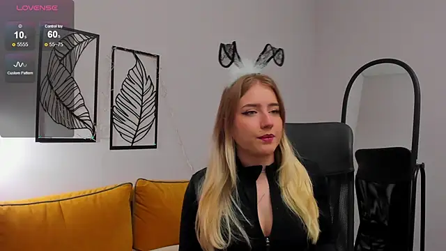 Liacandy  online show from 05-05-26, 01:57