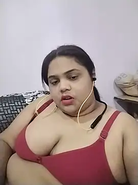 Snapshot of hotsilk21 chatting on 06-19-26, 08:29 hotsilk21 online show from 06-19-26, 08:29